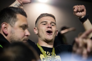 The Mura footballers wrote a football fairy tale. In the last round of the First League of Telekom Slovenije, they defeated Maribor 1 : 3 in Ljudski vrt and won the historic first title in the Slovenian national championship.