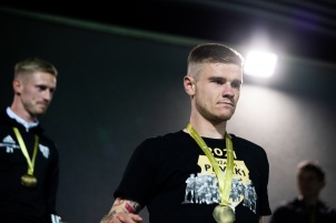 The Mura footballers wrote a football fairy tale. In the last round of the First League of Telekom Slovenije, they defeated Maribor 1 : 3 in Ljudski vrt and won the historic first title in the Slovenian national championship.
