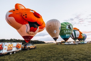 The largest aviation event in Slovenia was taking place between 16th and 23th September in Murska Sobota. More than 100 Hot Air Balloons were present in competition. 500+ more pics from this event can be found here.