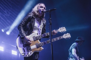Halestorm performing in Vienna as the opening act for the Alter Bridge