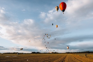 The largest aviation event in Slovenia was taking place between 16th and 23th September in Murska Sobota. More than 100 Hot Air Balloons were present in competition. 500+ more pics from this event can be found here.