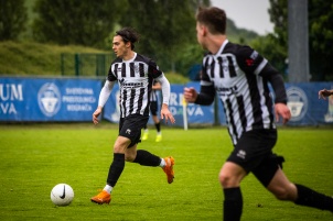 Football match between NK Nafta and Bilje in 2. Slovenian football league. Match was hosted by Nafta.

Nafta - Bilje 6:1