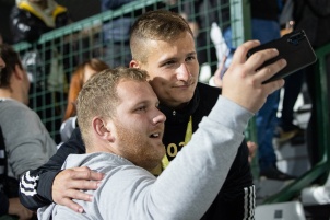 The Mura footballers wrote a football fairy tale. In the last round of the First League of Telekom Slovenije, they defeated Maribor 1 : 3 in Ljudski vrt and won the historic first title in the Slovenian national championship.