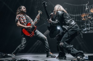 Halestorm performing in Vienna as the opening act for the Alter Bridge