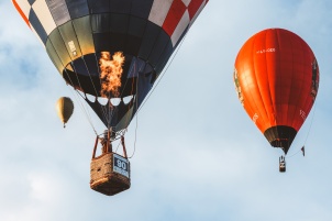 The largest aviation event in Slovenia was taking place between 16th and 23th September in Murska Sobota. More than 100 Hot Air Balloons were present in competition. 500+ more pics from this event can be found here.