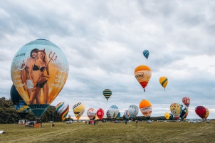 The largest aviation event in Slovenia was taking place between 16th and 23th September in Murska Sobota. More than 100 Hot Air Balloons were present in competition. 500+ more pics from this event can be found here.
